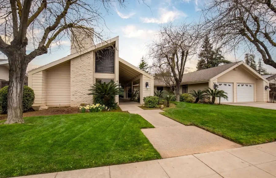 6271 N Prospect Avenue, Fresno, CA 93711 - Image #2