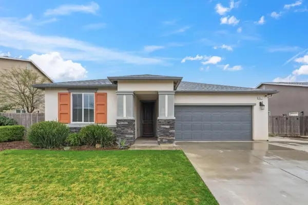 3917 E Myrtle Avenue, Visalia, CA 93292