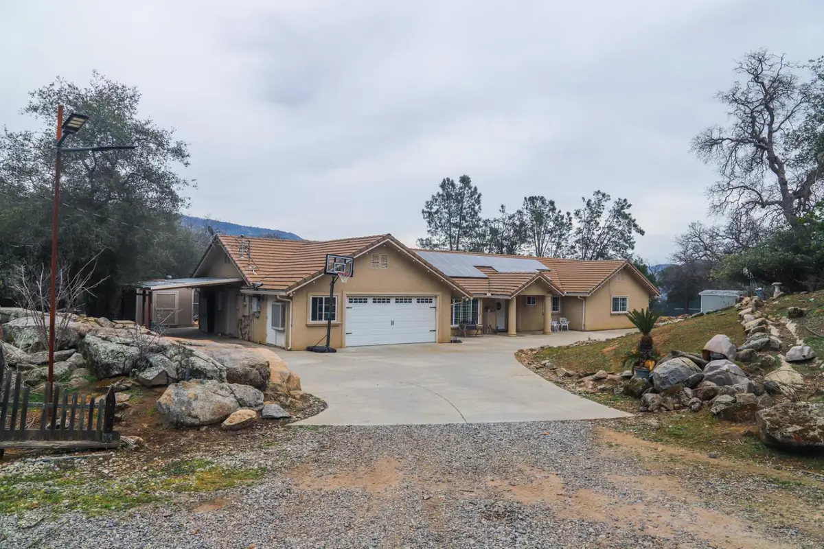 33478 Spreading Oak Lane, Auberry, CA 93602 - #1
