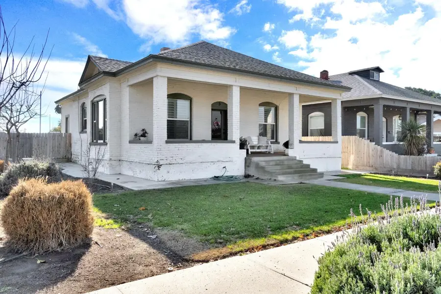 3 C Street, Lemoore, CA 93245 - #3