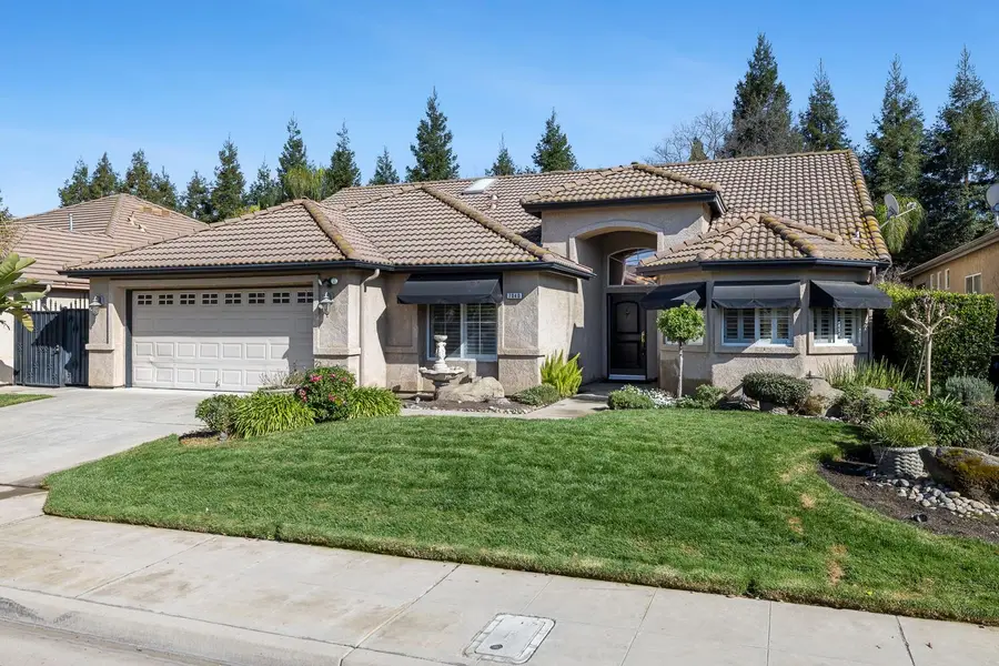 7040 N Warren Avenue, Fresno, CA 93711 - #3