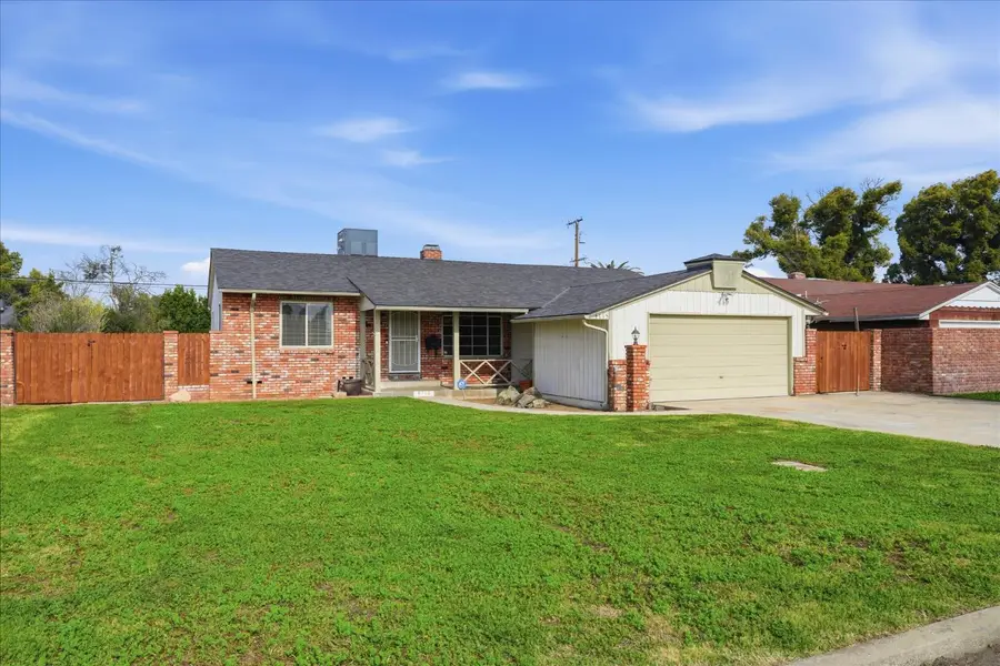 4715 E Harvard Avenue, Fresno, CA 93703 - #2