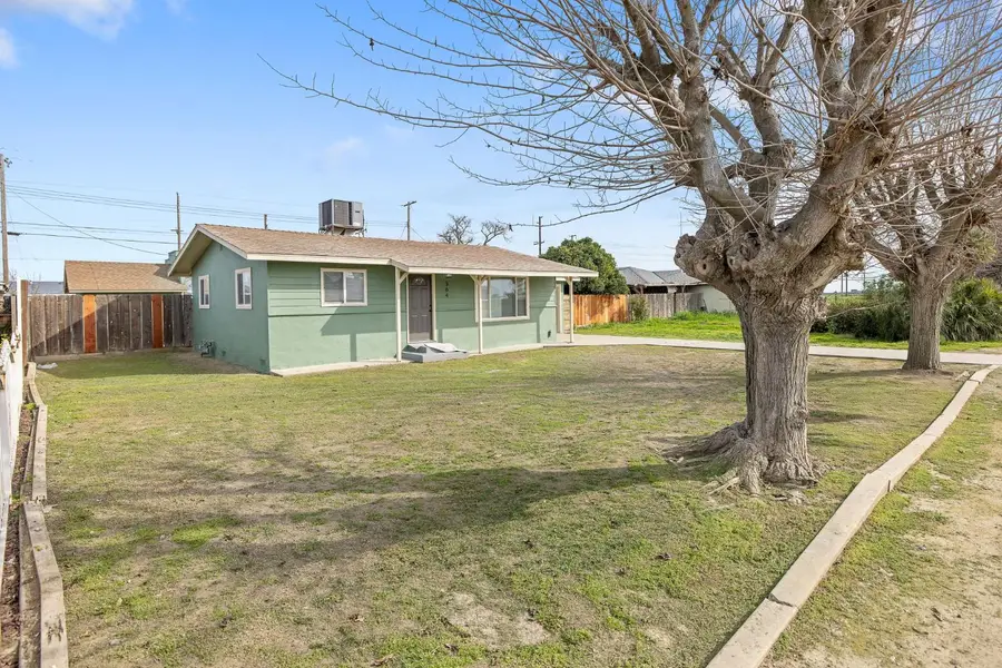 364 S Newman Road, Tipton, CA 93272 - #2