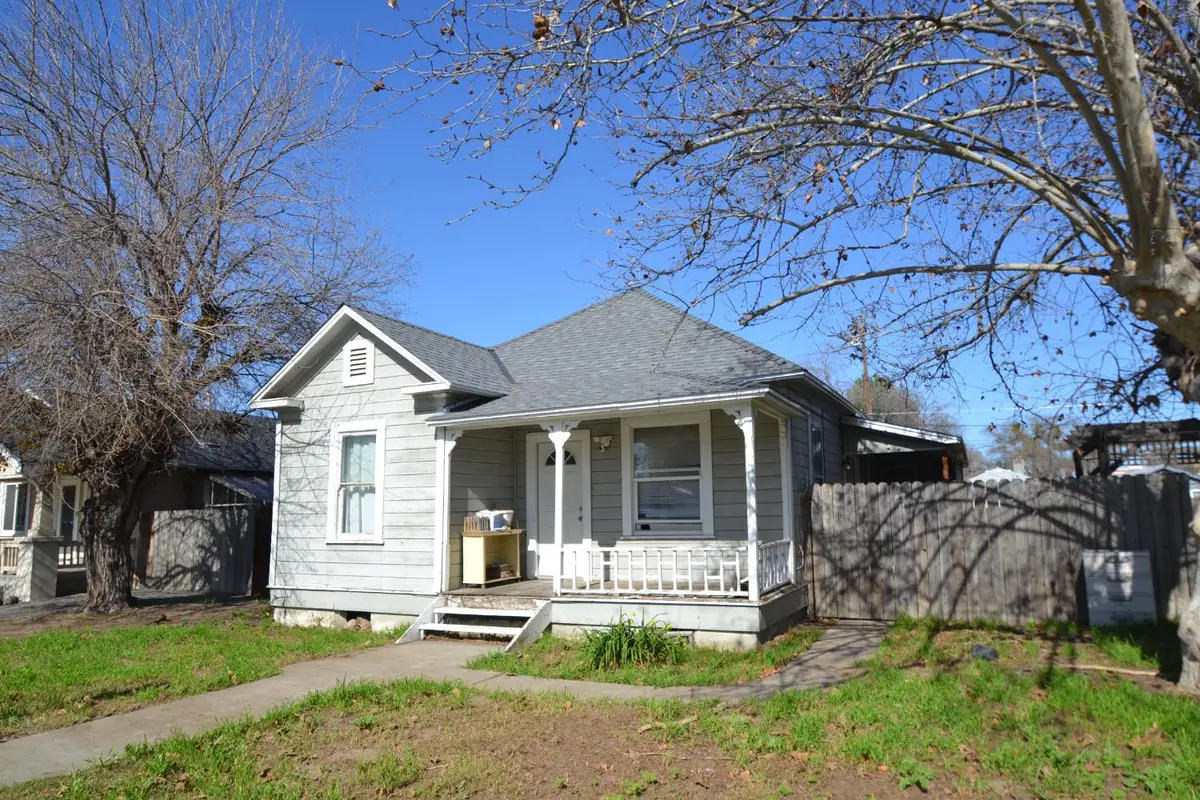 430 W Bush Street, Lemoore, CA 93245 - #1