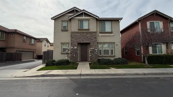 4355 W Artemisa Drive, Fresno, CA 93722