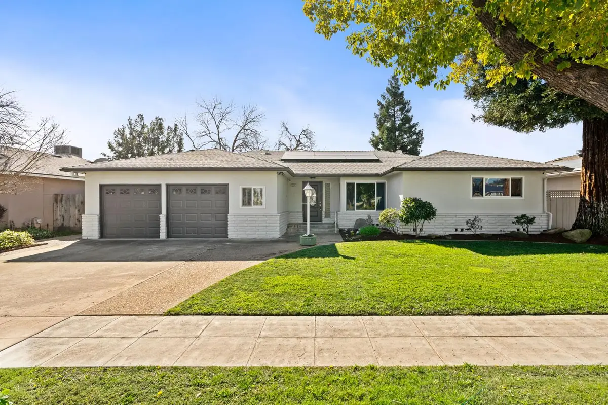 1711 E Stuart Avenue, Fresno, CA 93710 - #1