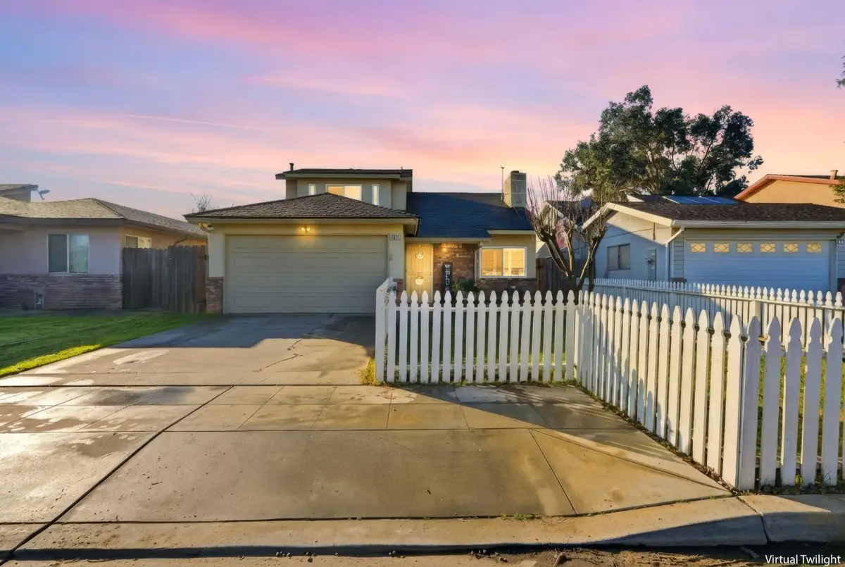 4297 W Brown Avenue, Fresno, CA 93722 - #1