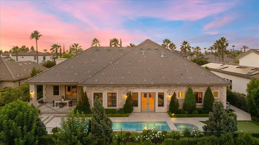 11350 N Glencastle Way, Fresno, CA 93730 - #3