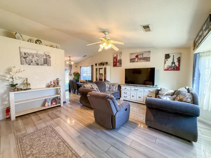 151 El Verano Way, Merced, CA 95340 - #3
