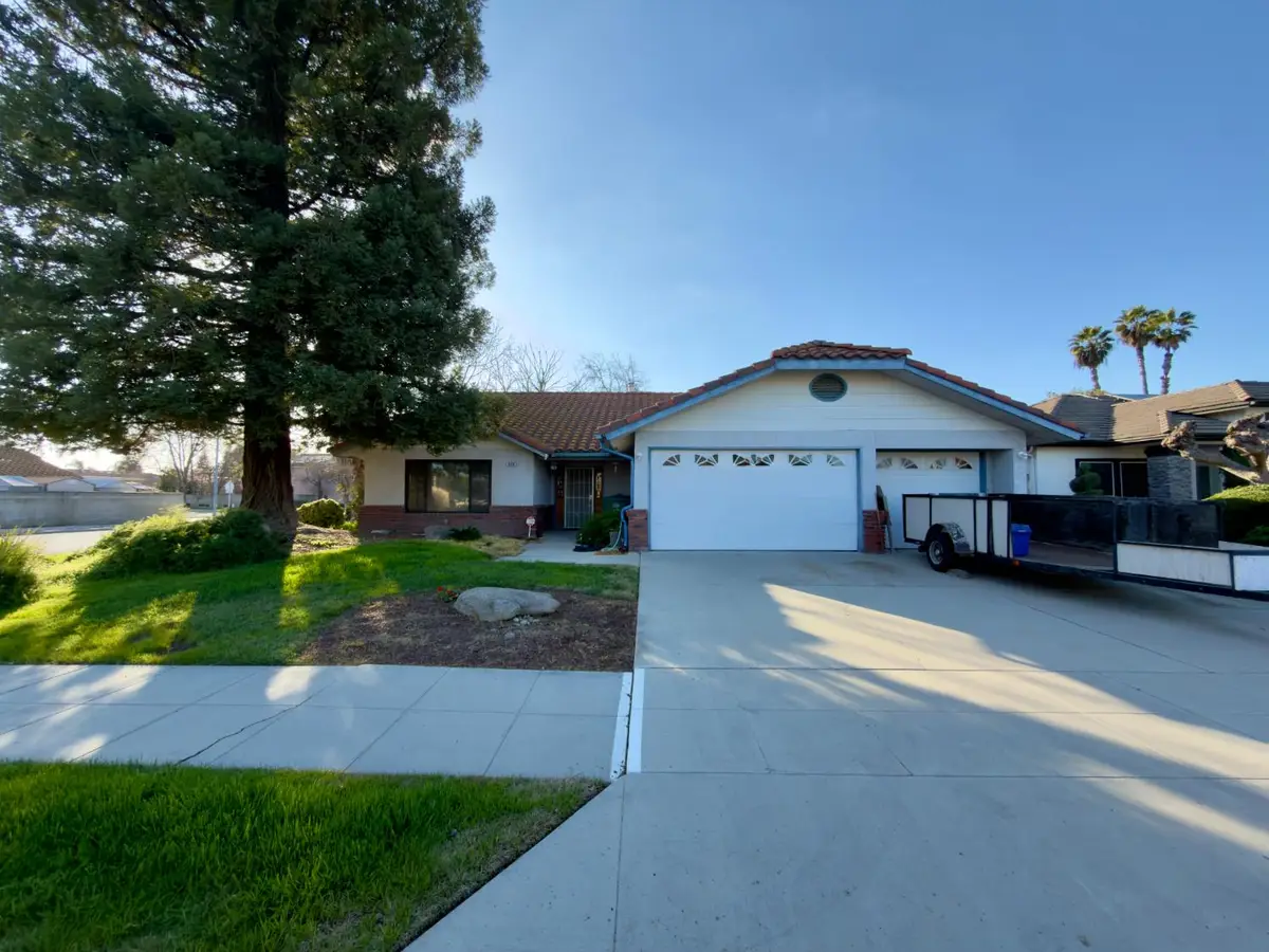 908 Suburban Avenue, Madera, CA 93637 - #1