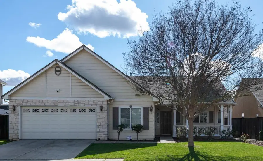 6525 E Raco Avenue, Fresno, CA 93727 - #2