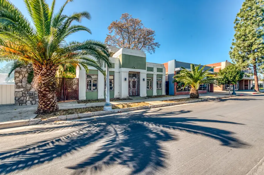 1821 Van Ness Avenue, Fresno, CA 93721 - #2