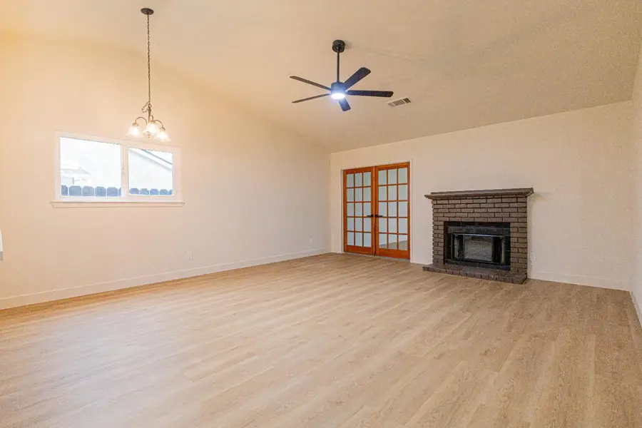 715 Rosehill Drive, Chowchilla, CA 93610 - #3