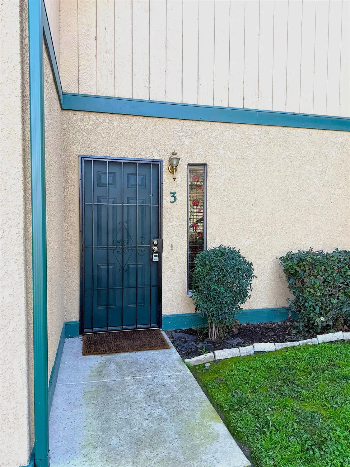 331 N Capitola Court #3, Porterville, CA 93257 - #1