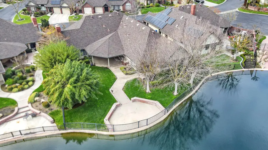 2555 W Bluff Avenue #170, Fresno, CA 93711 - #3