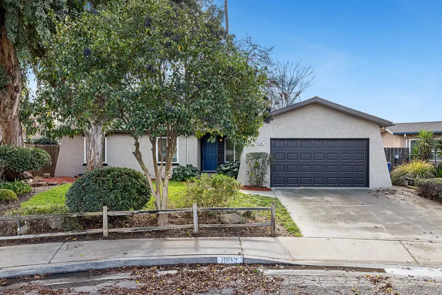 1622 Dennis Avenue, Clovis, CA 93611 - #2