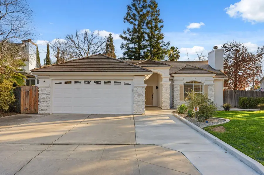 2281 E Desert Island Drive, Fresno, CA 93730 - #2