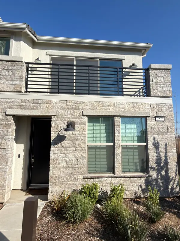 2829 E Tamarind Drive, Fresno, CA 93730