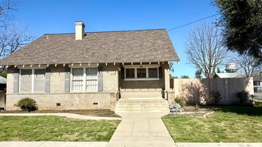 130 E Malone Street, Hanford, CA 93230 - #2