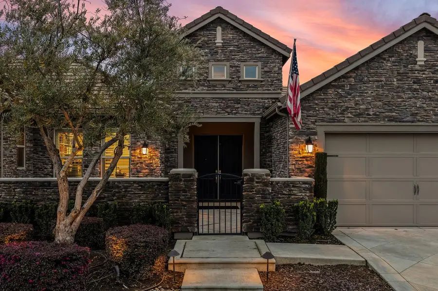 3396 Trenton Avenue, Clovis, CA 93619 - #2