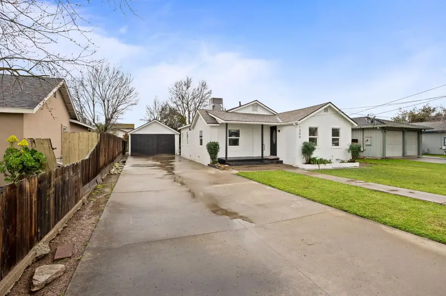 1366 E Alexander Avenue, Merced, CA 95340 - #3