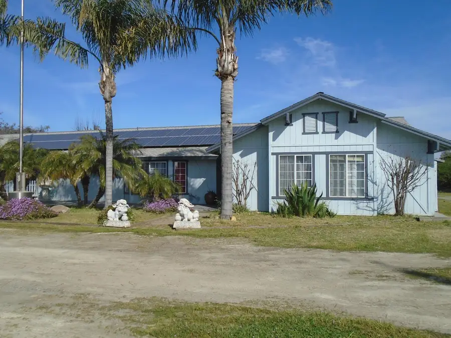 12066 Idaho Avenue, Hanford, CA 93230 - #2