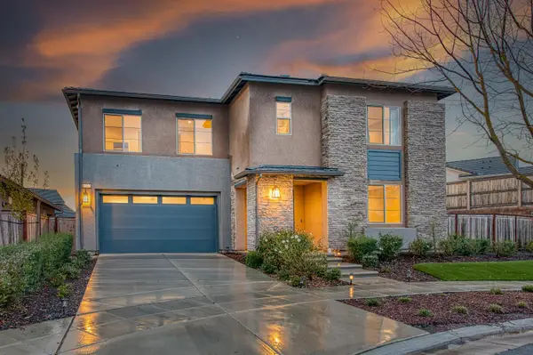 4338 Monarch Place, Madera, CA 93636