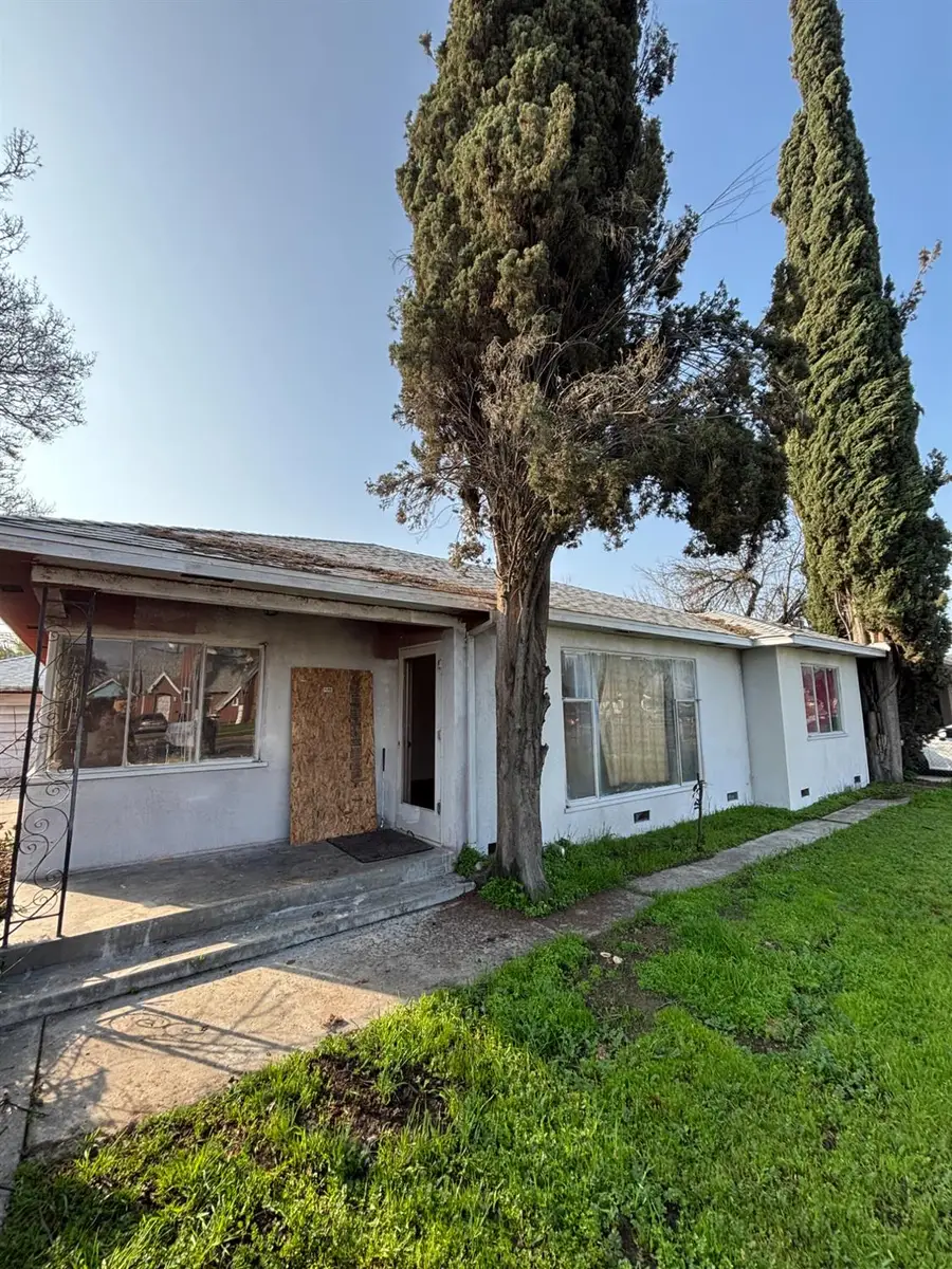 3984 E Butler Avenue, Fresno, CA 93702 - #2