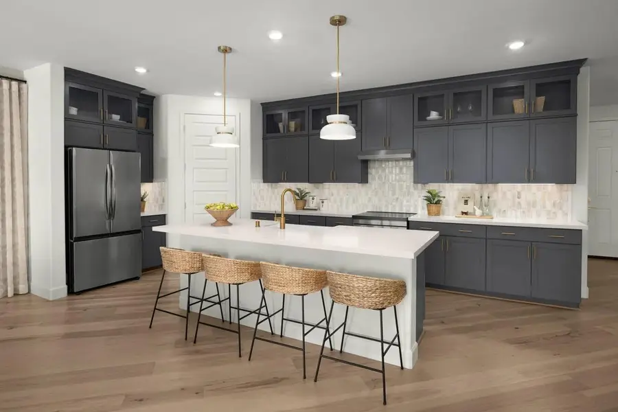 2221 S Cindy Avenue, Fresno, CA 93725 - #3