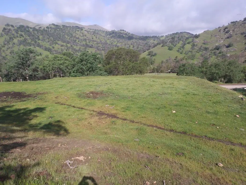 28111 E Trimmer Springs Rd, Sanger, CA 93657 - #1