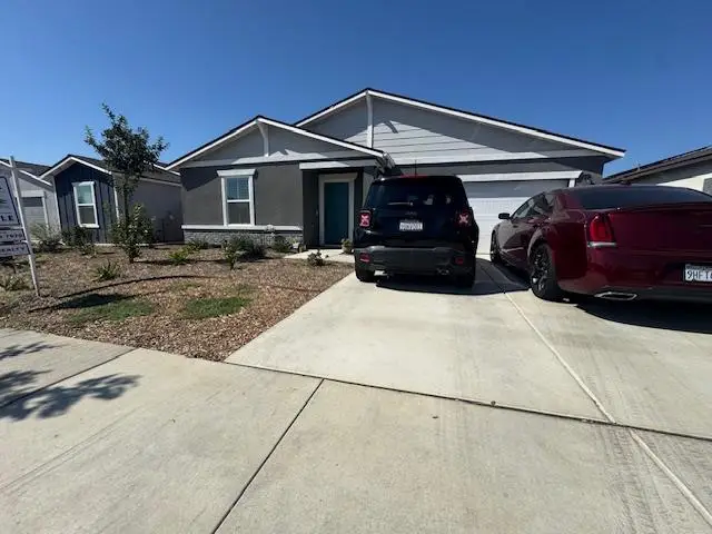 1943 Richard Avenue, Sanger, CA 93657 - #1