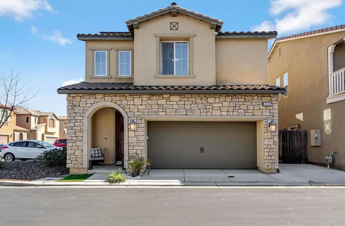 2523 Legacy Drive, Clovis, CA 93612 - #1