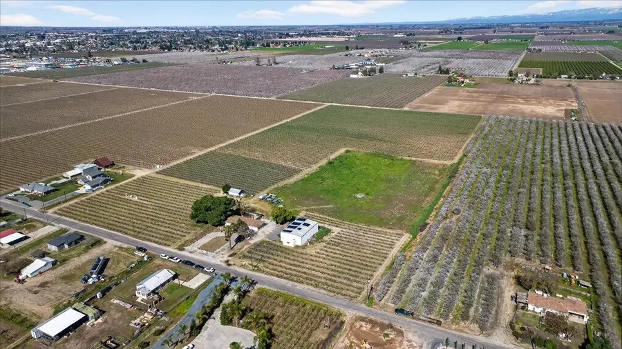 11430 E Saginaw Avenue, Selma, CA 93662 - #3