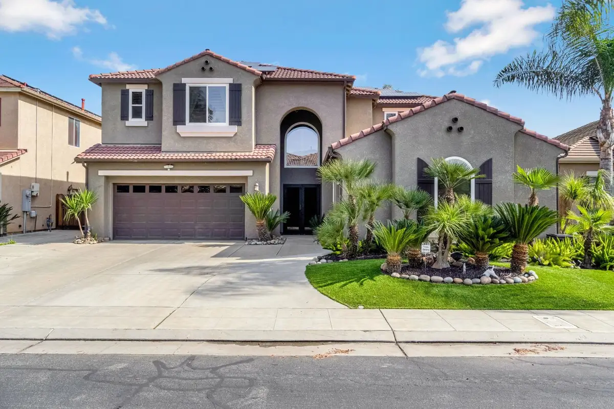 8340 N Shallot Way, Fresno, CA 93720 - #1