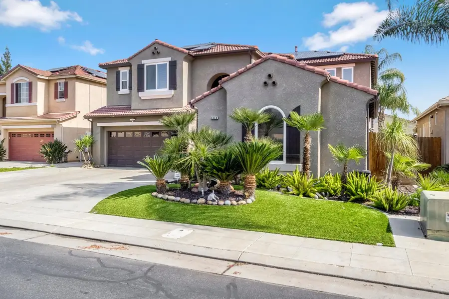 8340 N Shallot Way, Fresno, CA 93720 - #3