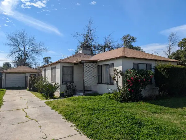2564 E Floradora Avenue, Fresno, CA 93703