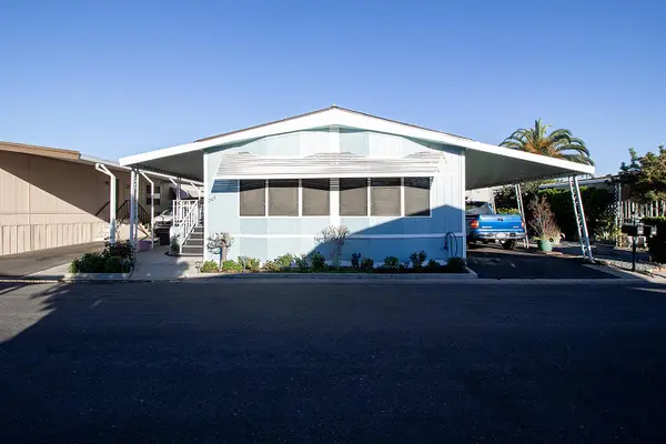 221 W Herndon Avenue #206, Fresno, CA 93650