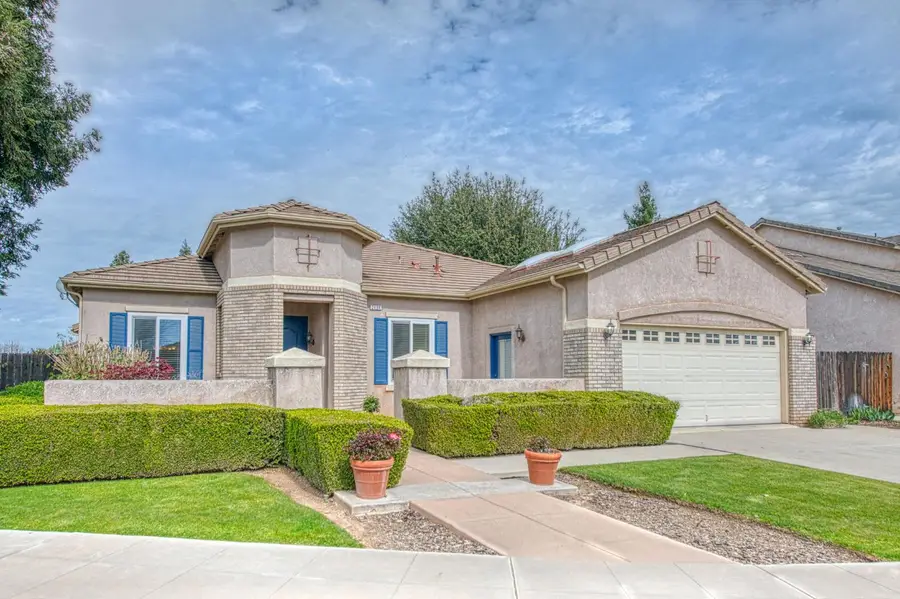 2404 E Pryor Drive, Fresno, CA 93720 - #3