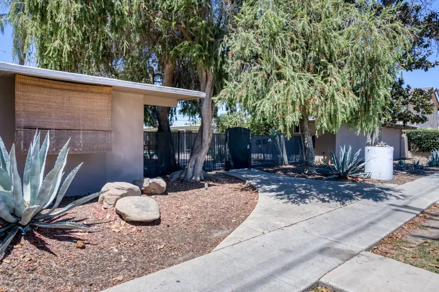 2833 N West Avenue, Fresno, CA 93705 - #3