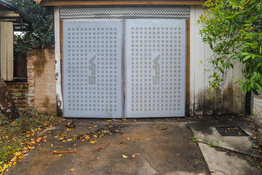 108 N 9th Street, Fresno, CA 93702 - #3