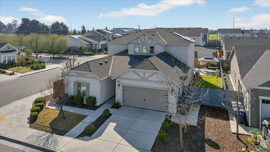 5986 E Pitt Avenue, Fresno, CA 93727 - #2