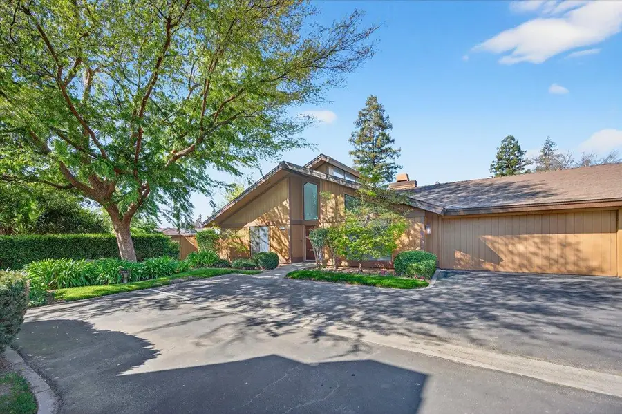 6260 N Palm #110, Fresno, CA 93704 - #3