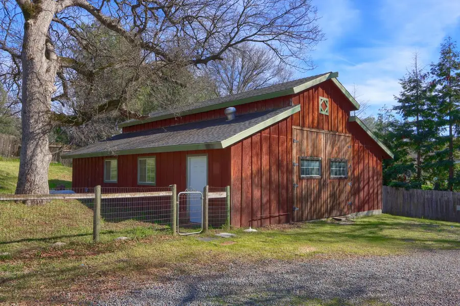 31729 Cherokee Road, Coarsegold, CA 93614 - #3