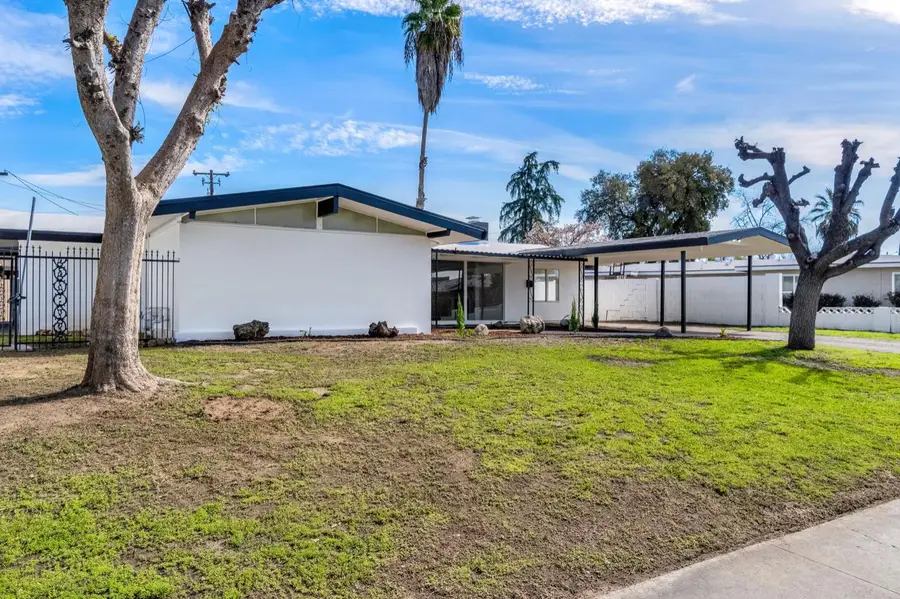 2622 N 2nd Street, Fresno, CA 93703 - #3