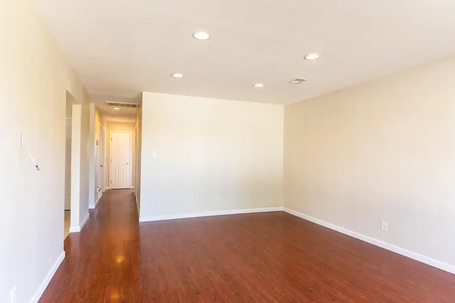 609 College Avenue, Coalinga, CA 93210 - #3