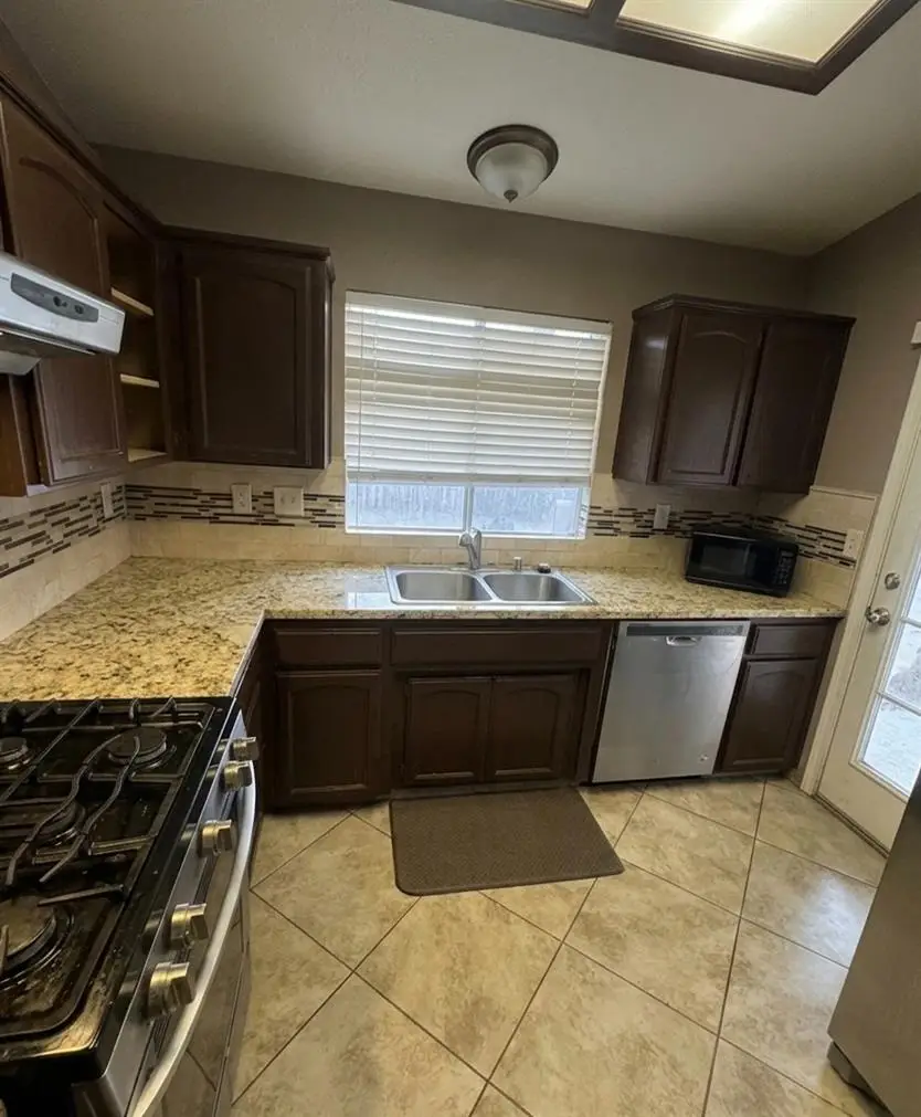 2469 N Bendel, Fresno, CA 93722 - #2