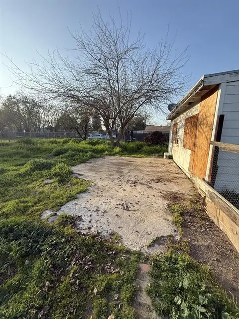 5185 W Mission Avenue, Fresno, CA 93722 - #1