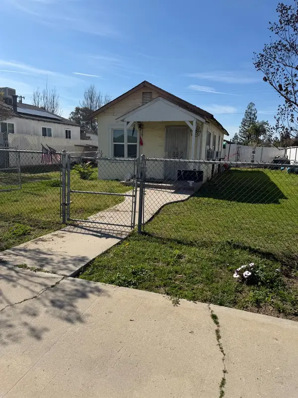 901 S 2nd Street, Kerman, CA 93630