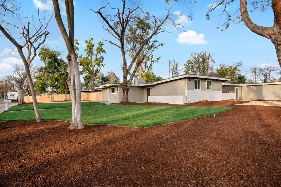 4090 N Sherman, Fresno, CA 93726 - #3