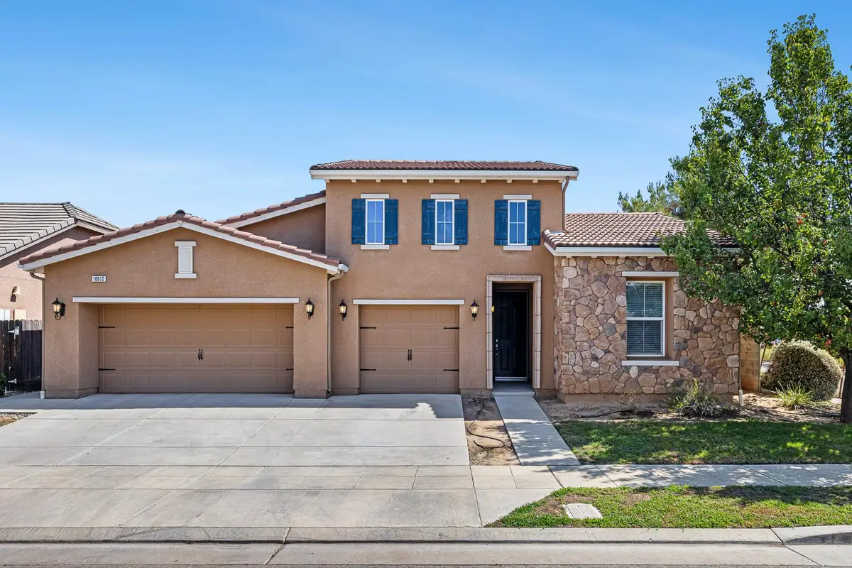 10612 N Dearing Avenue, Fresno, CA 93730 - #1